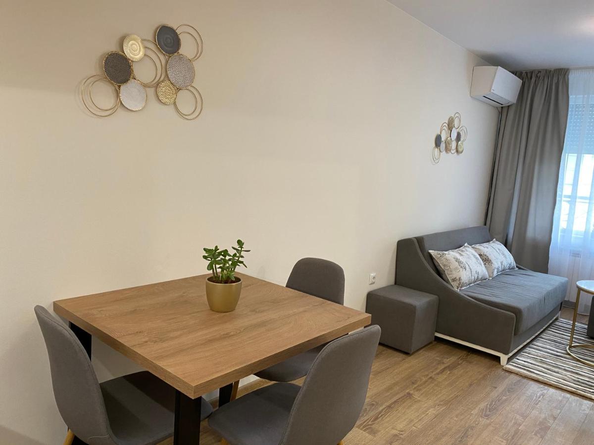 Arletti Luxury Apartment Ruse Exterior photo